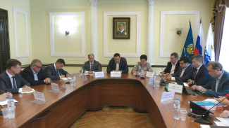 Дороги Астрахани проинспектировал общественный совет при Росавтодоре