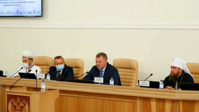 В Астрахани национальные общества подвели промежуточные итоги борьбы с пандемией