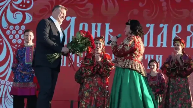 Глава Астраханской области поздравил с 75-летием Надежду Бабкину