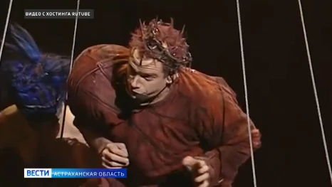 16 сентября в 1998 году в Париже состоялась премьера мюзикла "Нотр-Дам де Пари" 