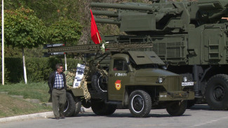 В Астрахани в День Победы состоялась выставка военной техники