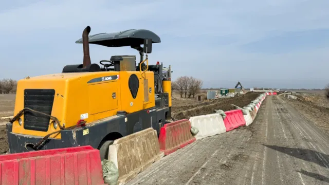 В Астраханской области ведется подготовка к началу дорожного сезона
