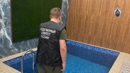 В астраханском посёлке ребенок утонул в бассейне