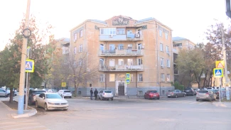 В Астрахани «Дом с бутылками» срочно нуждается в ремонте