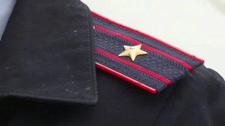 Астраханские полицейские задержали мужчину, избившего контролера в автобусе