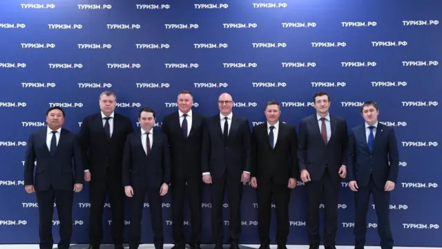 Астраханский губернатор подписал соглашение с корпорацией «Туризм.РФ»