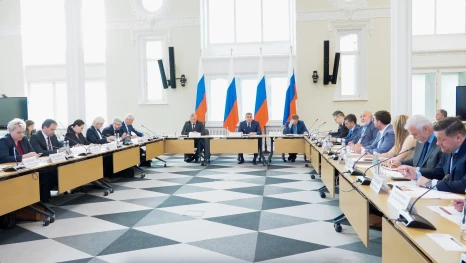 Комиссия Госсовета во главе с Игорем Бабушкиным обсудила меры медико-психологической реабилитации участников СВО
