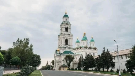 Башни Астраханского кремля завершают сезон