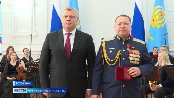 Губернатор Игорь Бабушкин вручил награды жителям Астраханской области