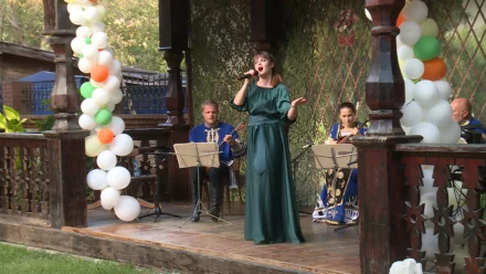 Астраханский ансамбль “Былина” проводит серию концертов под открытым небом