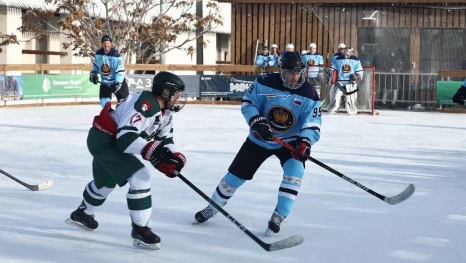 В Астрахани прошёл традиционный предновогодний хоккейный турнир