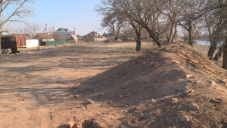В Астраханской области незаконно сдали в аренду водозащитные валы