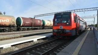 В Астраханской области пригородные поезда теперь курсируют чаще