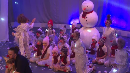 В Астрахани состоялся благотворительный показ спектакля "Мечта − это просто"