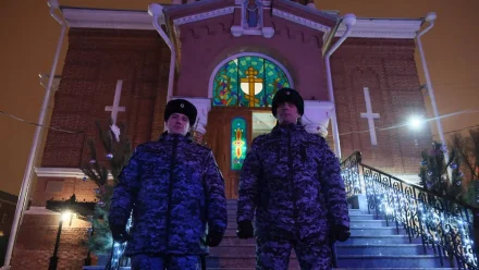 Росгвардейцы обеспечили безопасность астраханцев в рождественскую ночь