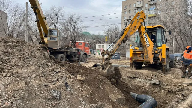 В Астрахани в Ленинском районе реконструируют самотечную канализацию