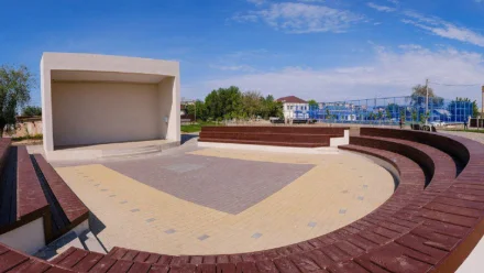 Под Астраханью завершают благоустройство бульвара “100 лет Икрянинскому району”