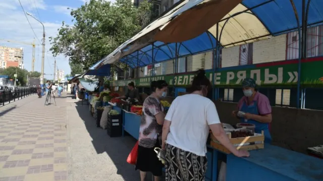 Астраханские дачники смогут продавать фрукты и овощи до конца ноября