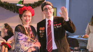 В Астраханском госуниверситете прошёл новогодний бал-маскарад