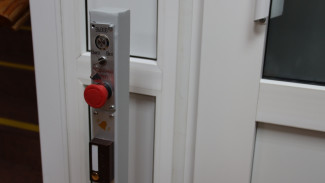 В Астрахани в школе-интернате для детей с ОВЗ открыли лифт