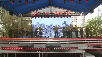 В Астрахани состоялся благотворительный концерт «Культура в помощь Донбассу»