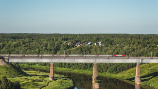 Первый поезд из Астрахани в Симферополь отправится с середины декабря