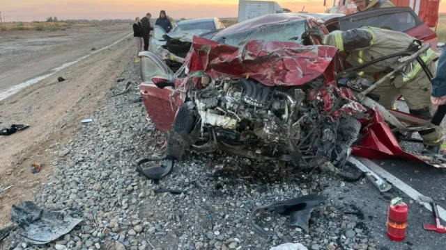 Под Астраханью в ДТП погибли 3 человека