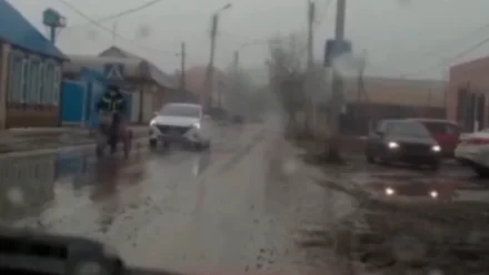 Астраханская полиция прокомментировала видео с инспектором ДПС на трицикле