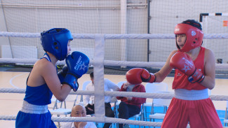 В Астрахани прошли Чемпионат и Первенство по боксу