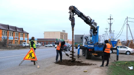 В Астрахани начали обустройство освещения на улице 1-й Виноградной