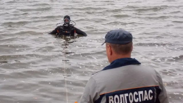 В Астрахани на Набережной Золотого Затона нашли тело мужчины