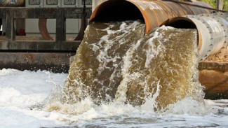 «Астрводоканал» причинил ущерб на 30 млн рублей, загрязнив реку Прямая Болда в Астрахани