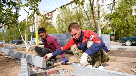 В Советском районе Астрахани благоустраивают место отдыха для горожан