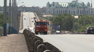 С завтрашнего дня начнет действовать летнее ограничение для большегрузов