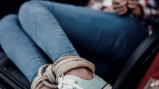 В Астрахани трое парней предстанут перед судом за похищение девушки