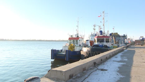 Астраханские судостроители завершили строительство помощника для углубительных работ