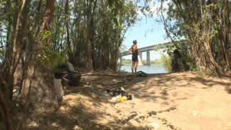 Кто должен убирать мусор на официальных местах отдыха в Астрахани