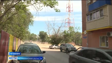 Год спустя после частичного обрушения подъезда на улице Ляхова в Астрахани аварийный дом полностью демонтирован