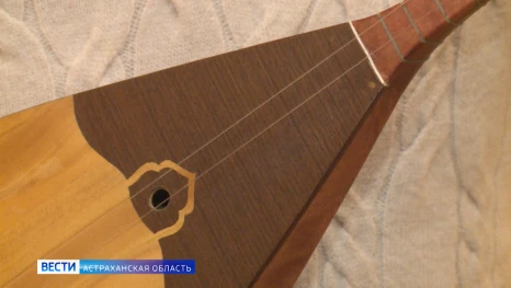 Музыкальный ликбез - от А до Я: Казахская домбра