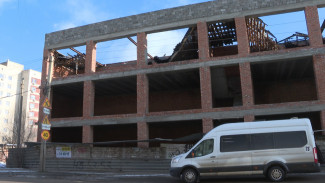 Почему в Астрахани не сносят заброшенные здания