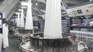 Игорь Бабушкин посетил завод по производству геосинтетических материалов под Астраханью