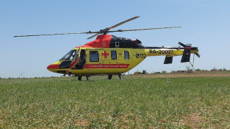 Вертолёт санавиации доставил в Астрахань пациента с обострением болезни почек 