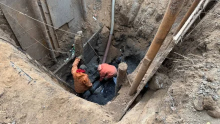 В Астрахани на финишную прямую вышла замена канализации на Безжонова