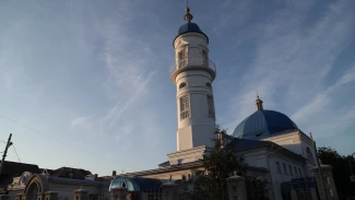 Игорь Бабушкин поздравил астраханских мусульман с Курбан-байрам