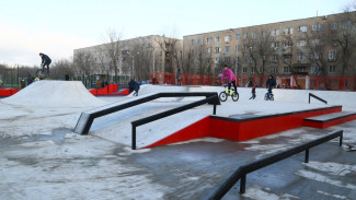 В Астрахани в сквере Татищева открыли скейт-парк