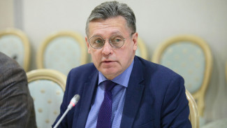 Рифат Сабитов: журналисты должны выступить единым фронтом в борьбе с информационной агрессией против России