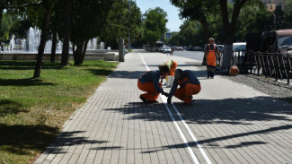 В Астрахани обустраивают дорожки для велосипедистов и самокатчиков 