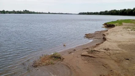 Под Астраханью унесло течением реки 16-летнюю девушку