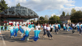 В Астраханской области Енотаевский округ отмечает 100-летний юбилей