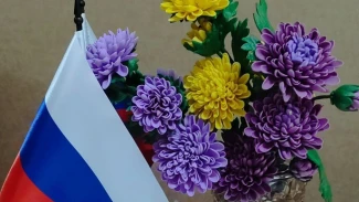 Воспитанники реабилитационного центра написали письма бойцам СВО